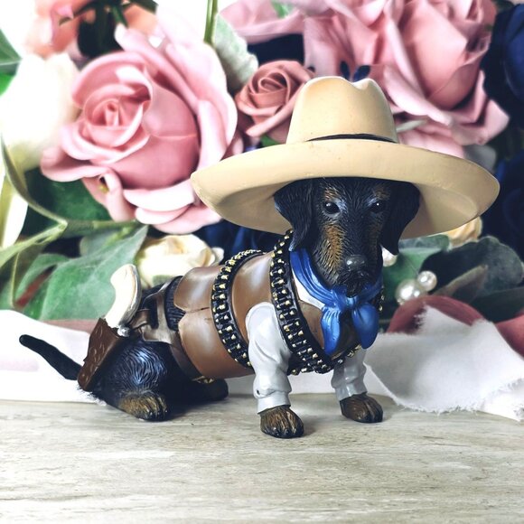 The Hamilton Collection Spurs N Fur Rowdy Wrangler - Picture 1 of 14